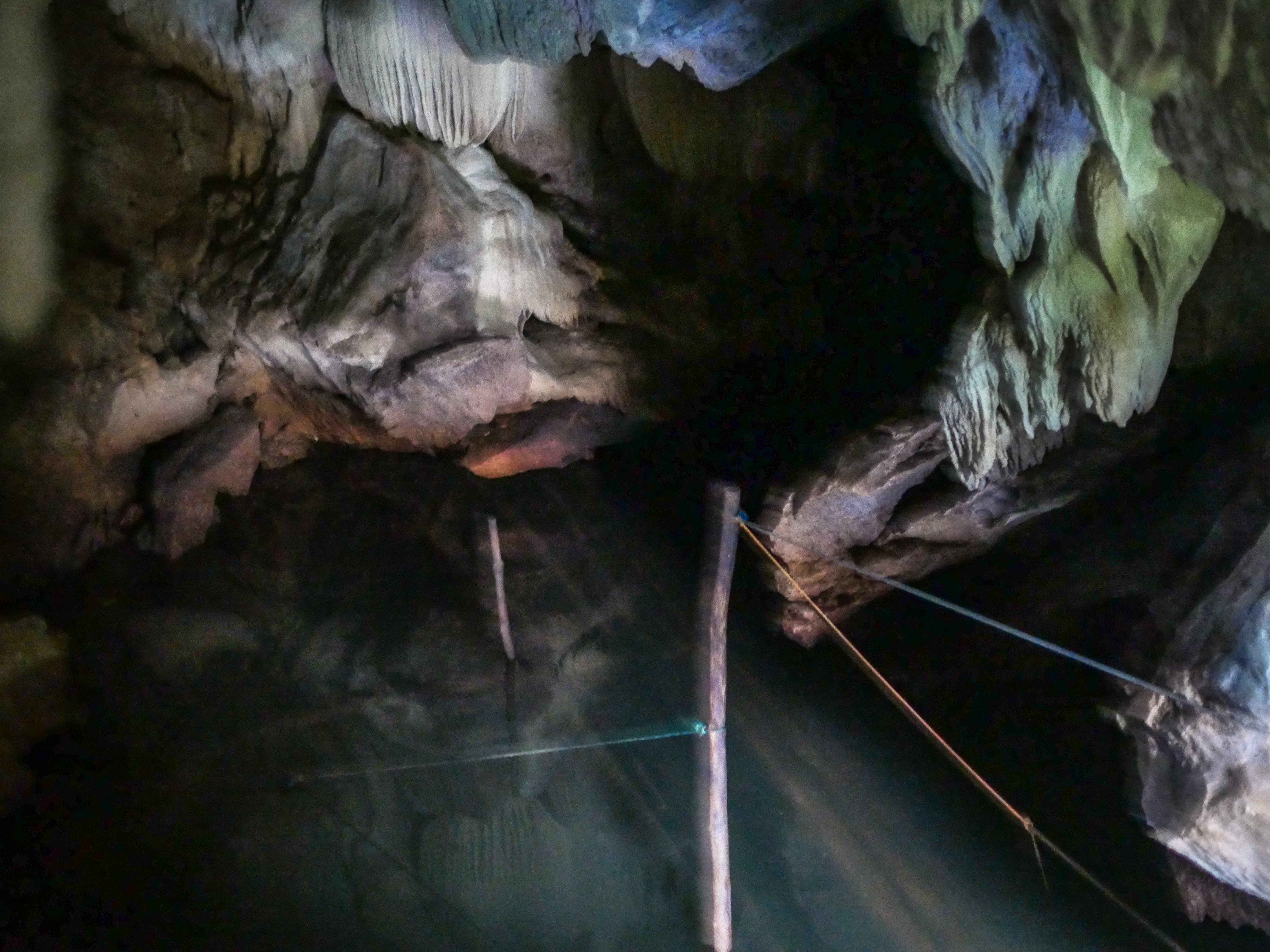 inside of the tayangban cave in siargao island